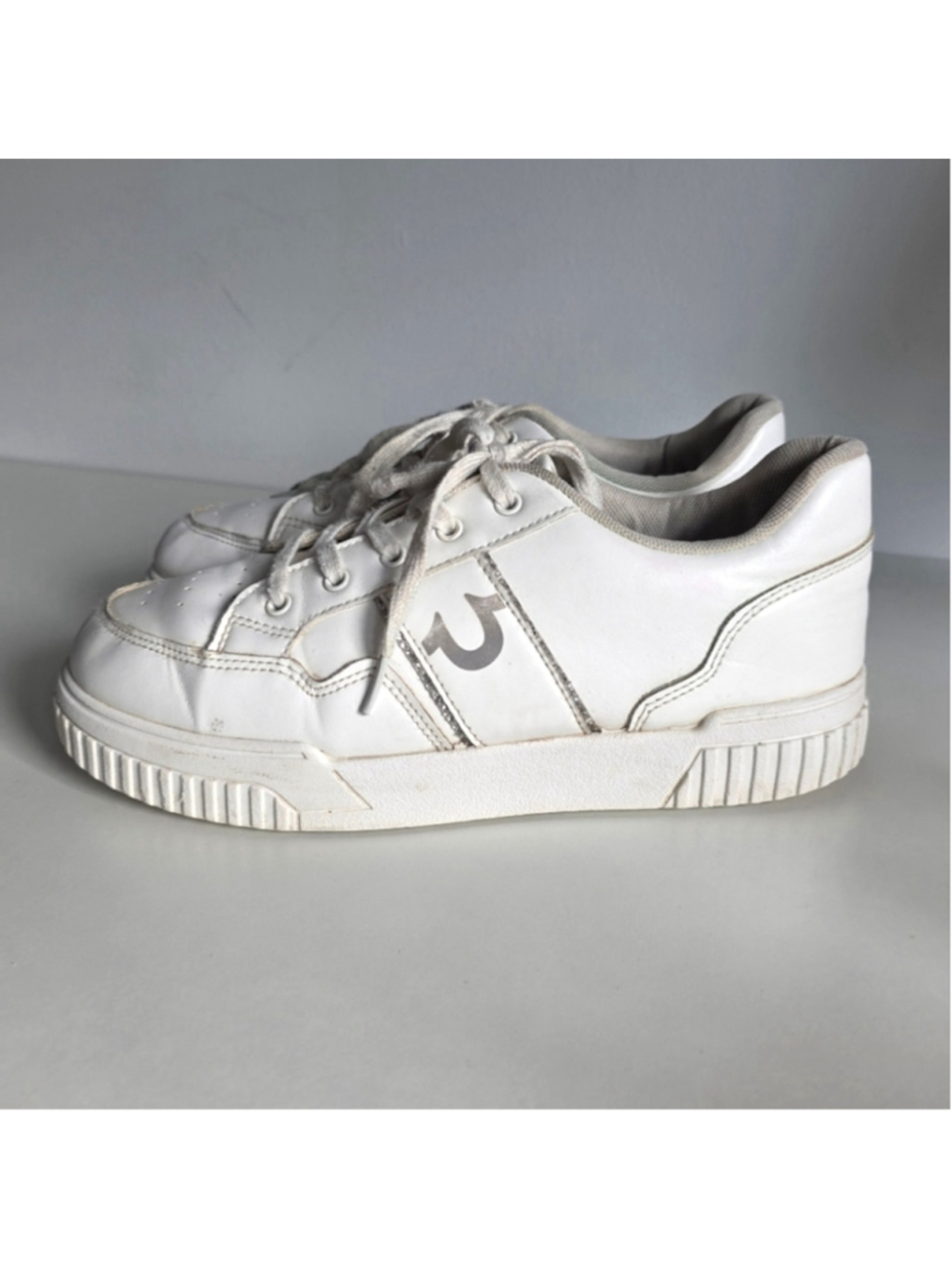 True Religion Sarahi Off White Logo Sneakers Size 8